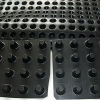 塑料排水板