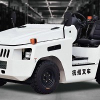 内燃牵引车