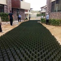 高分子纳米土工格室