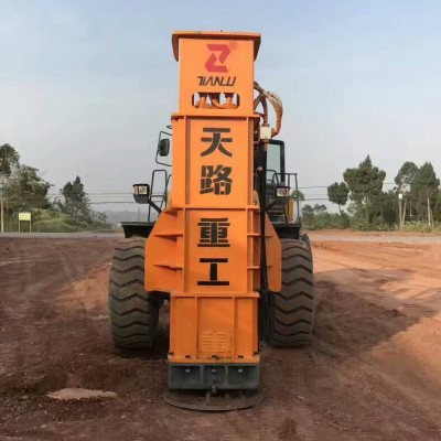 液压夯实机