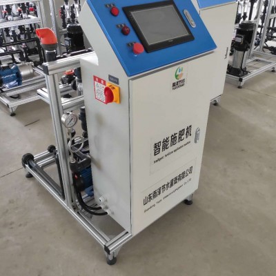 三吸口施肥机